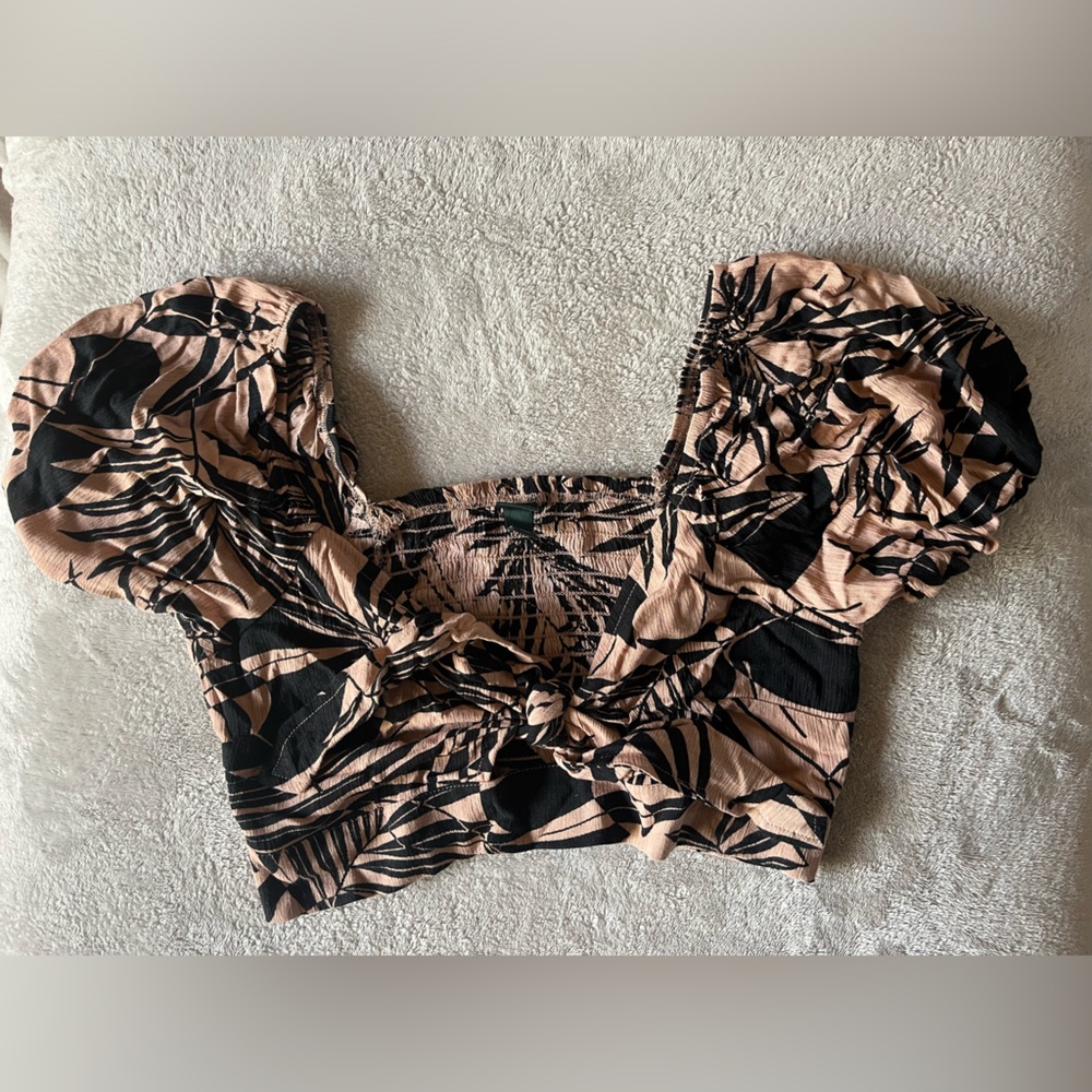 Front tying crop top